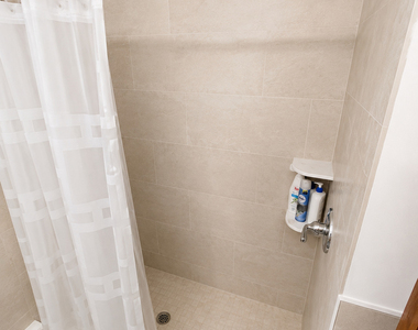 46 Myron Avenue - Photo Thumbnail 5