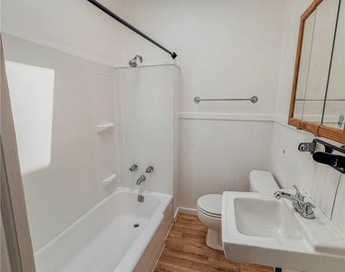 438 Glenwood Dr - Photo Thumbnail 33
