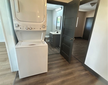745 Manifold Rd - Photo Thumbnail 11