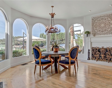 8628 Scarsdale Drive - Photo Thumbnail 18