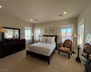 8628 Scarsdale Drive - Photo Thumbnail 40