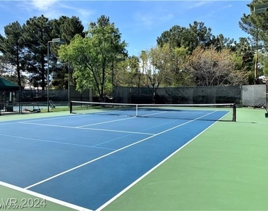 8628 Scarsdale Drive - Photo Thumbnail 57
