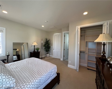 8628 Scarsdale Drive - Photo Thumbnail 41