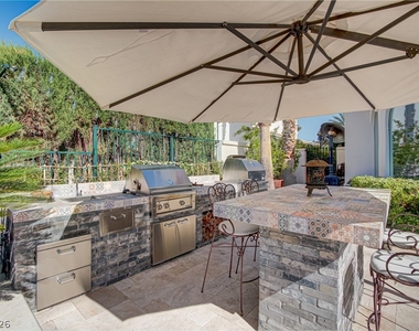 8628 Scarsdale Drive - Photo Thumbnail 51