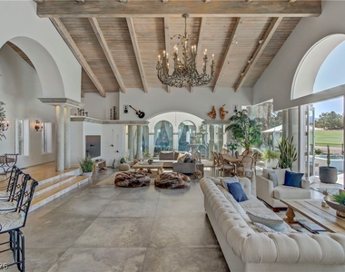 8628 Scarsdale Drive - Photo Thumbnail 9