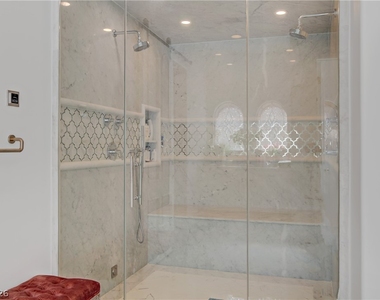8628 Scarsdale Drive - Photo Thumbnail 24