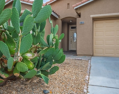 10513 Shanna Trellis Avenue - Photo Thumbnail 3