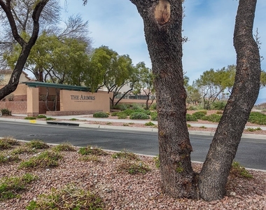 10513 Shanna Trellis Avenue - Photo Thumbnail 40