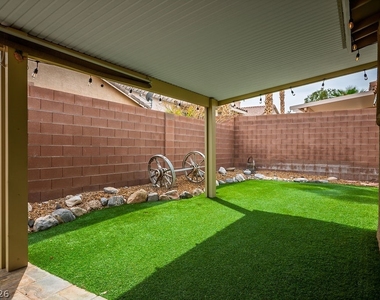 10513 Shanna Trellis Avenue - Photo Thumbnail 35