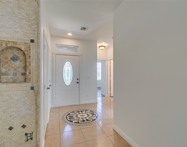 10513 Shanna Trellis Avenue - Photo Thumbnail 5