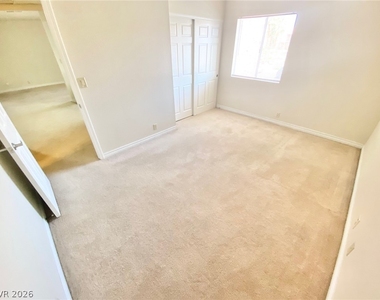 5081 River Glen Drive - Photo Thumbnail 8
