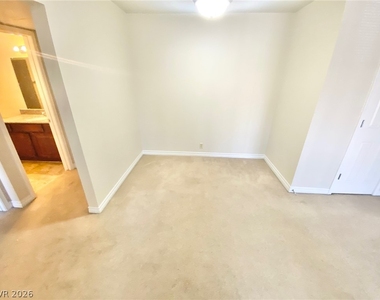 5081 River Glen Drive - Photo Thumbnail 11
