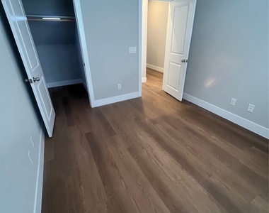 2455 Calestano Avenue - Photo Thumbnail 14