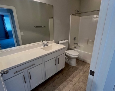2455 Calestano Avenue - Photo Thumbnail 31