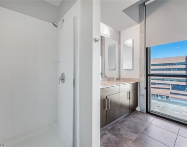 353 E Bonneville Avenue - Photo Thumbnail 28