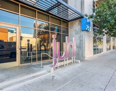 353 E Bonneville Avenue - Photo Thumbnail 5