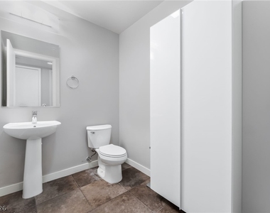 353 E Bonneville Avenue - Photo Thumbnail 21
