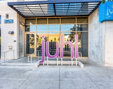 353 E Bonneville Avenue - Photo Thumbnail 4