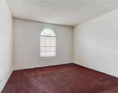 2975 Juniper Hills Boulevard - Photo Thumbnail 18