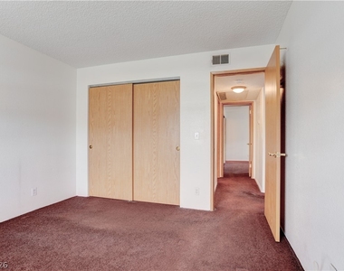 2975 Juniper Hills Boulevard - Photo Thumbnail 17