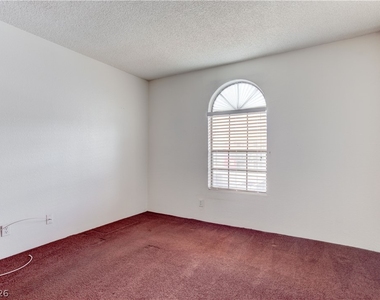 2975 Juniper Hills Boulevard - Photo Thumbnail 15