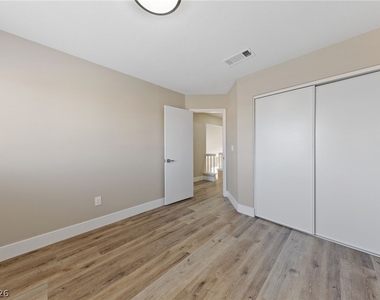 7627 Kalmalii Avenue - Photo Thumbnail 22