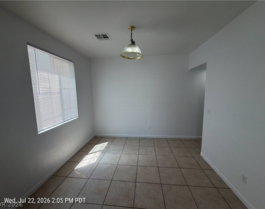 5434 Ragged Robin Court - Photo Thumbnail 3