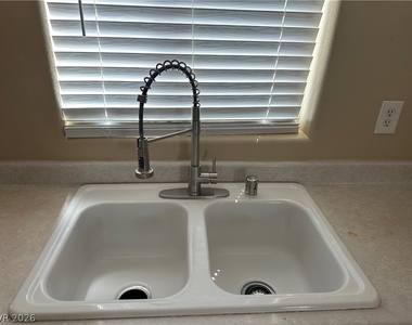2120 Fred Brown Drive - Photo Thumbnail 4