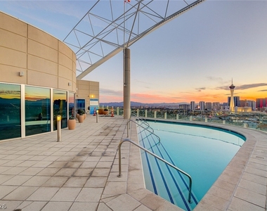 200 Hoover Avenue - Photo Thumbnail 37