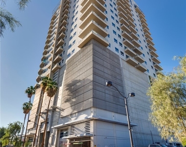 200 Hoover Avenue - Photo Thumbnail 25