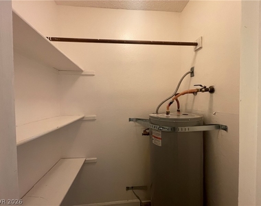 1361 E University Avenue - Photo Thumbnail 21