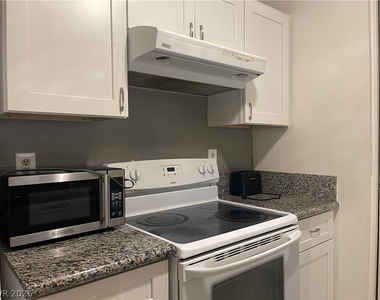 1361 E University Avenue - Photo Thumbnail 6