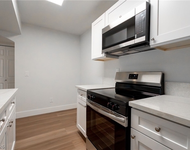 5158 S Jones Boulevard - Photo Thumbnail 13