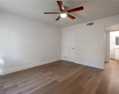 5158 S Jones Boulevard - Photo Thumbnail 9