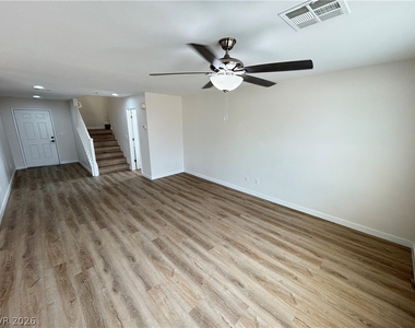 1729 Ronzard Avenue - Photo Thumbnail 6