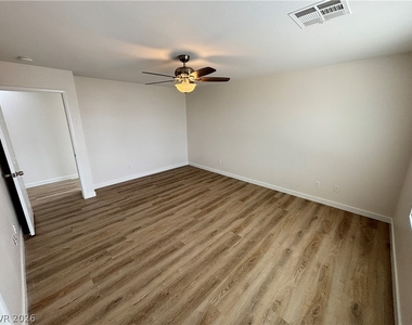1729 Ronzard Avenue - Photo Thumbnail 23