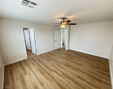 1729 Ronzard Avenue - Photo Thumbnail 24