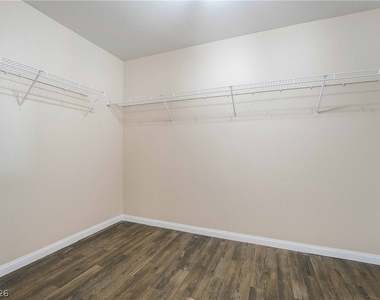 3220 Mist Effect Avenue - Photo Thumbnail 16