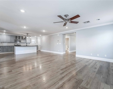 3220 Mist Effect Avenue - Photo Thumbnail 3