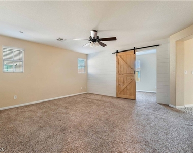 3220 Mist Effect Avenue - Photo Thumbnail 11