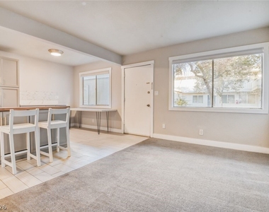 304 Orland Street - Photo Thumbnail 6
