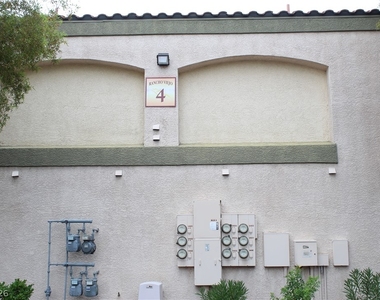 7885 W Flamingo Road - Photo Thumbnail 2