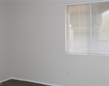 7885 W Flamingo Road - Photo Thumbnail 12