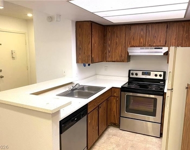 1455 E Katie Avenue - Photo Thumbnail 7