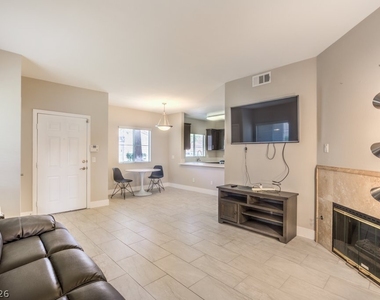 5250 S Rainbow Boulevard - Photo Thumbnail 13