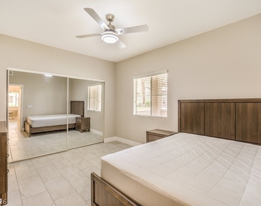 5250 S Rainbow Boulevard - Photo Thumbnail 21