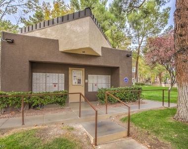 5250 S Rainbow Boulevard - Photo Thumbnail 6