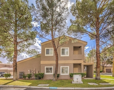 5250 S Rainbow Boulevard - Photo Thumbnail 7