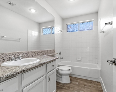 2117 Feather Bush Street - Photo Thumbnail 15