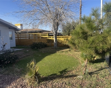 2200 S 6th Street - Photo Thumbnail 1
